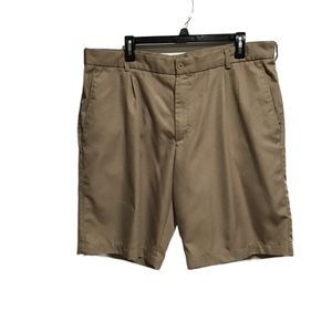 Nike Golf shorts men’s khaki two side pockets